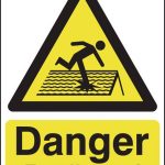 danger fragile roof sign