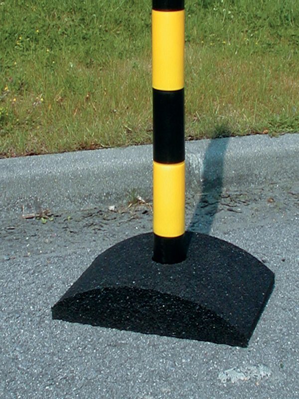 PBSL9J.jpg Black and Yellow Post