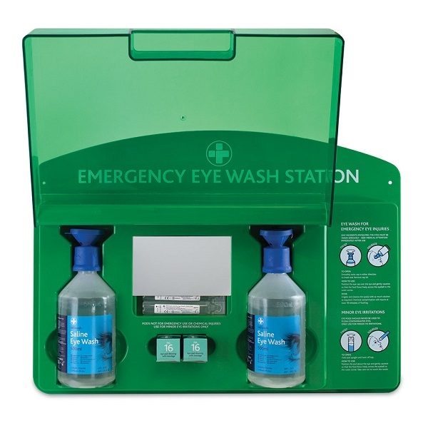 wall mounted eye wash station